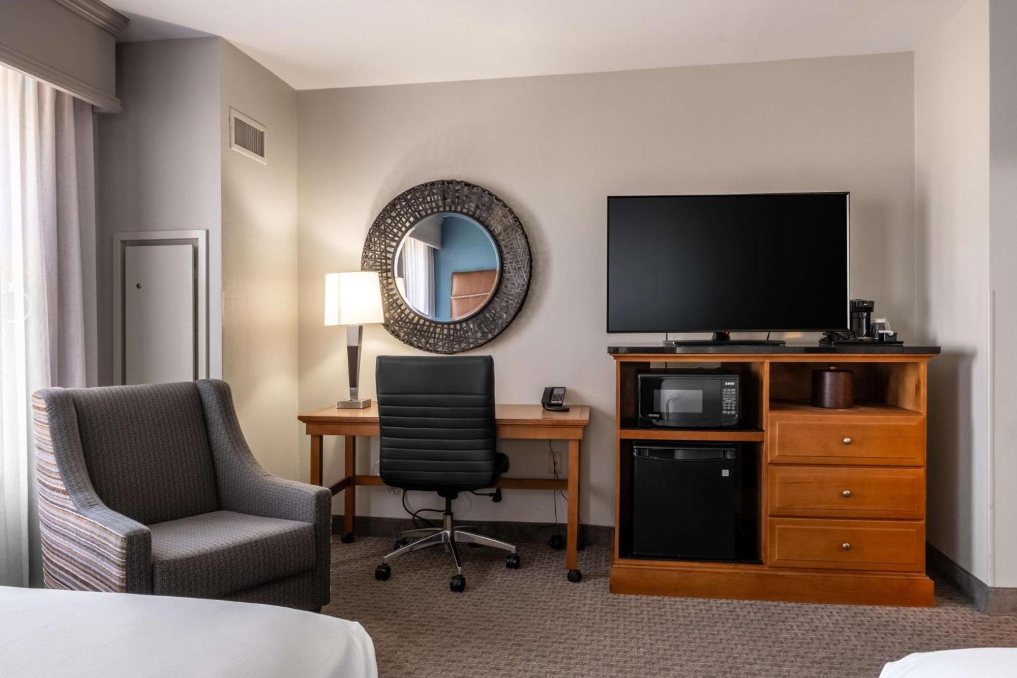 Drury Plaza Hotel Broadview Wichita Buitenkant foto