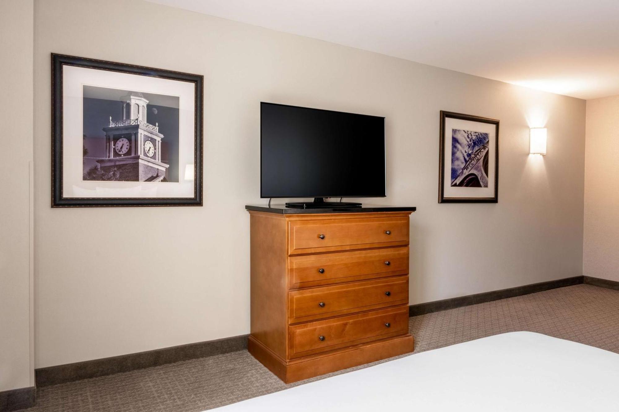 Drury Plaza Hotel Broadview Wichita Buitenkant foto