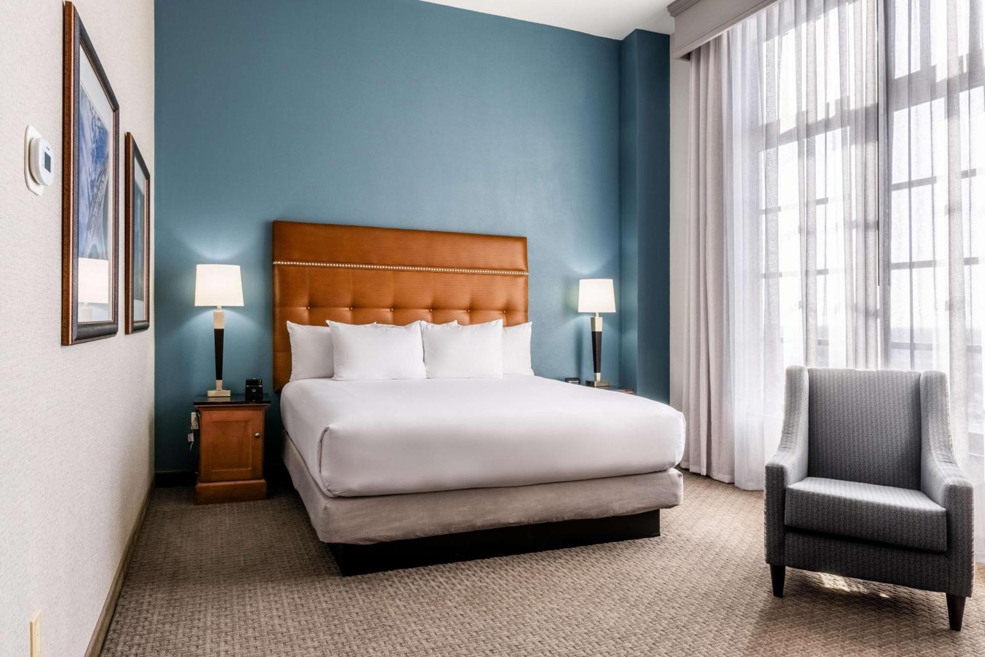 Drury Plaza Hotel Broadview Wichita Buitenkant foto
