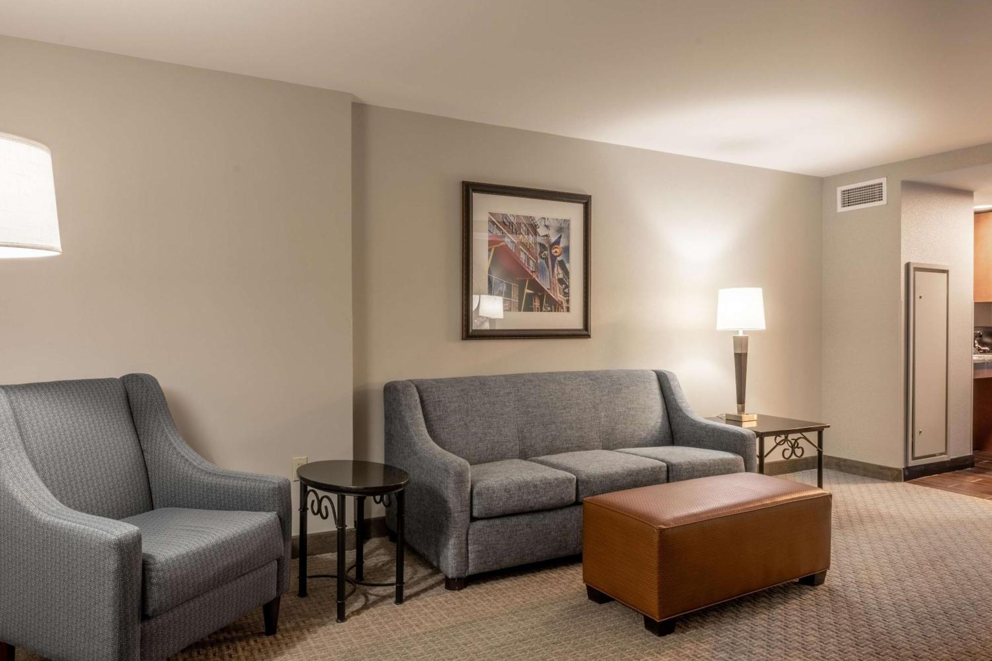 Drury Plaza Hotel Broadview Wichita Buitenkant foto