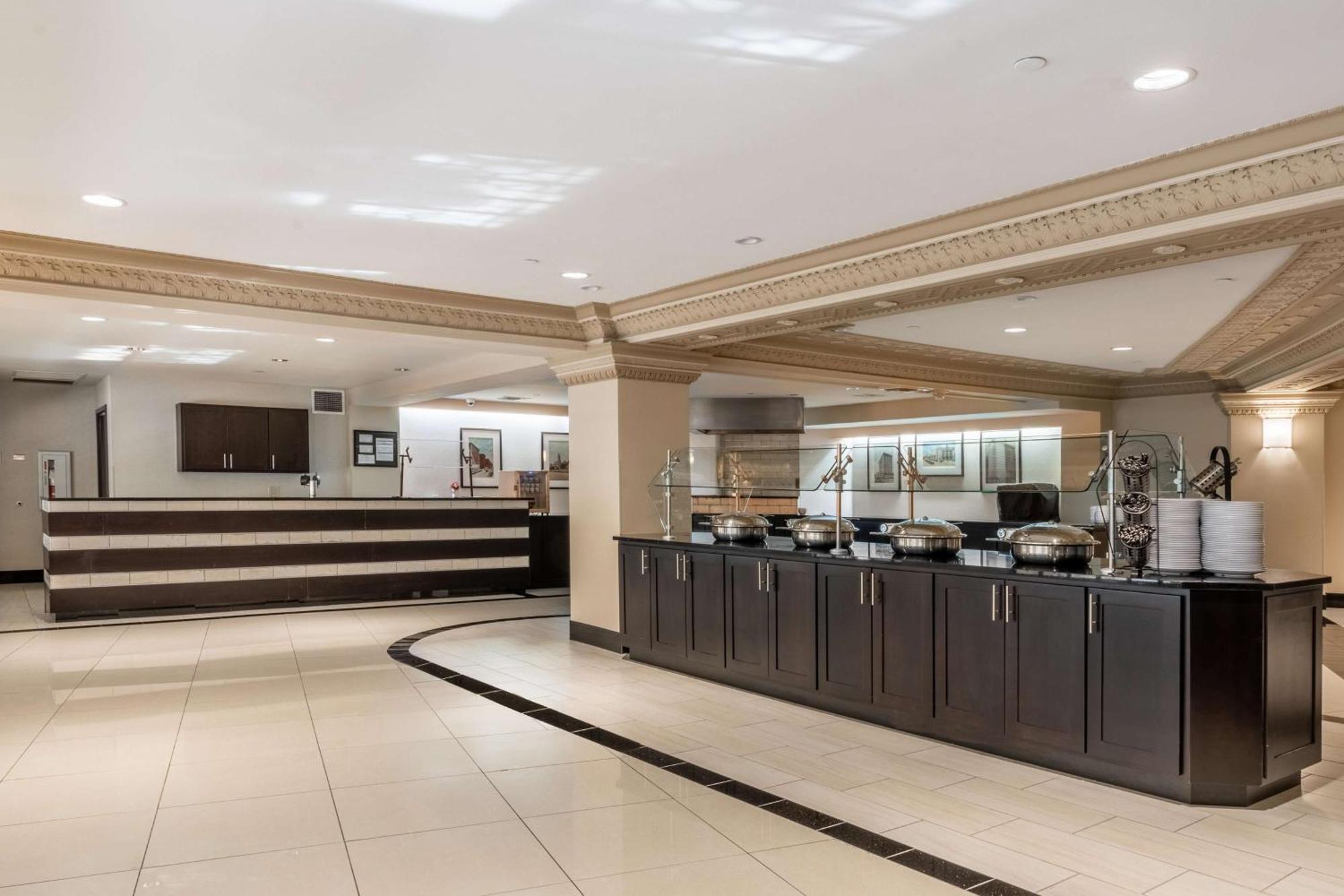 Drury Plaza Hotel Broadview Wichita Buitenkant foto